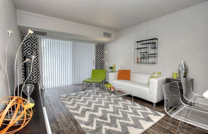 Valeria Olivares's room