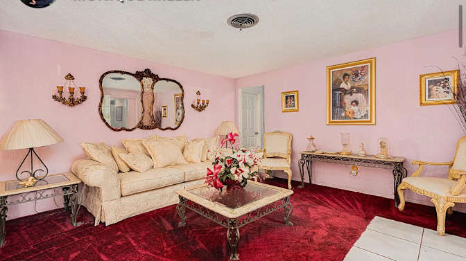 Nicollas's room