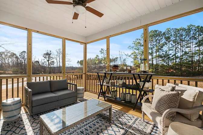 Alcove Rooms's room