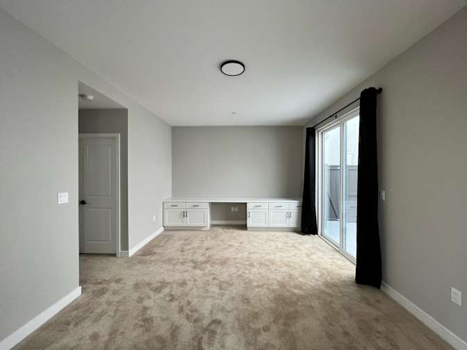 Nic's room