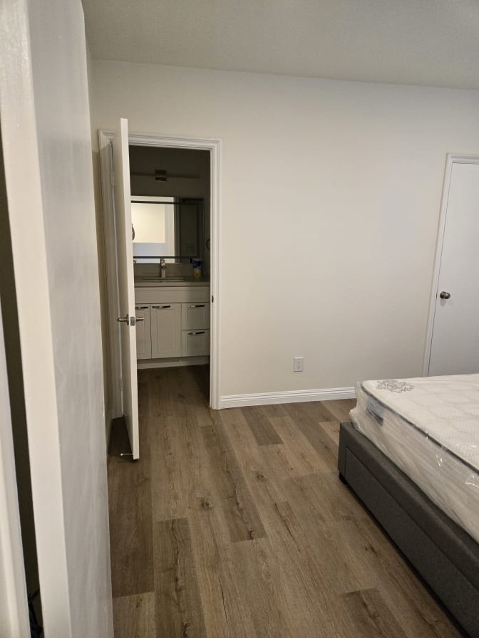 Simon's room