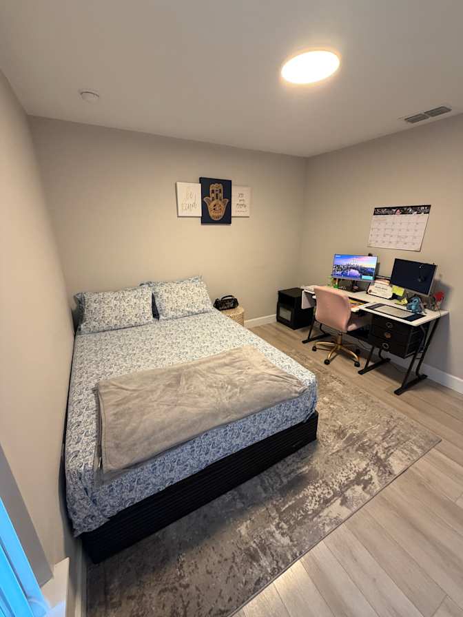 Destiny's room