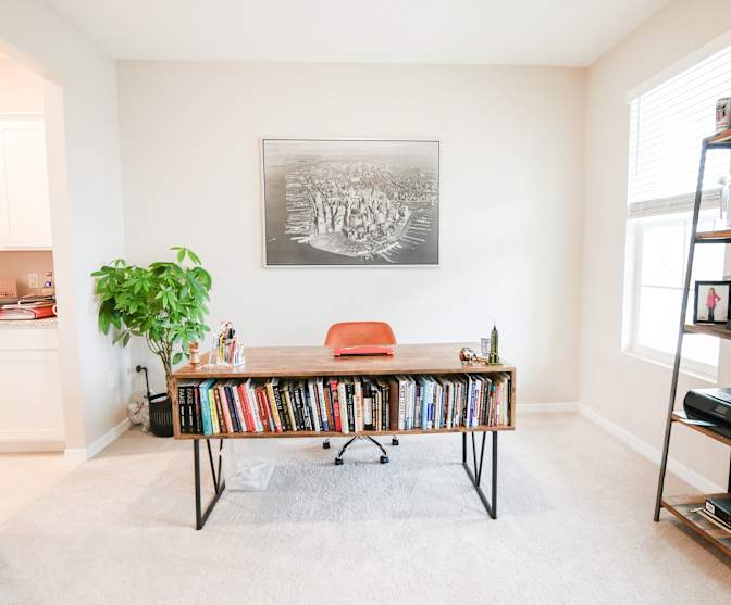 Kimberly Foxx's room