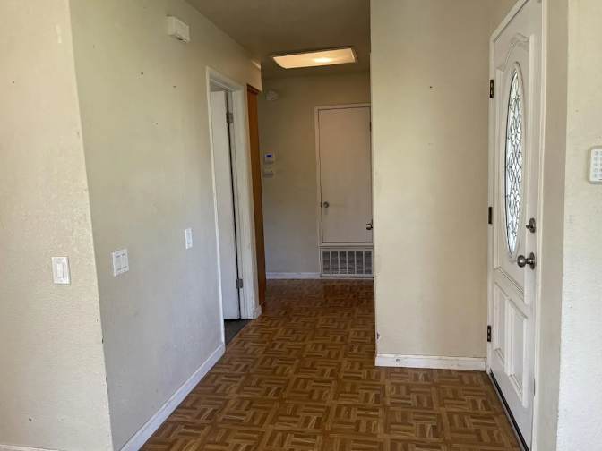 Lisa's room