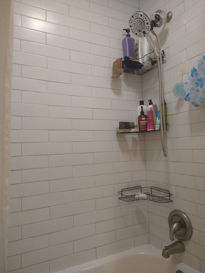 Alcove Rooms's room