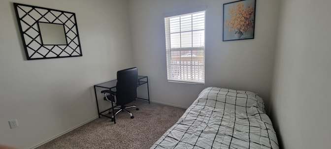 Akshay's room