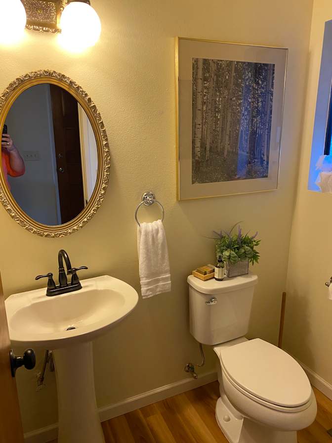 Lynn's room