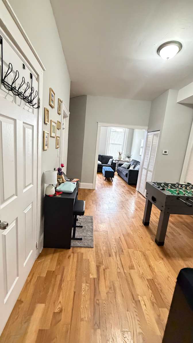 D'je's room