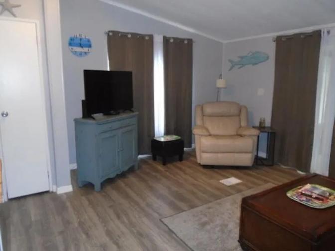 Jennifer's room
