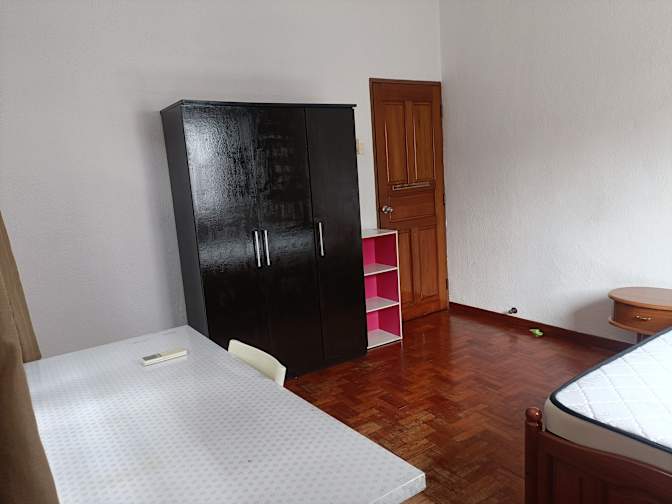 Ong Sor Hong's room