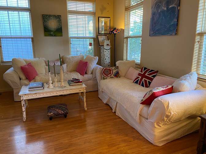 alaura's room