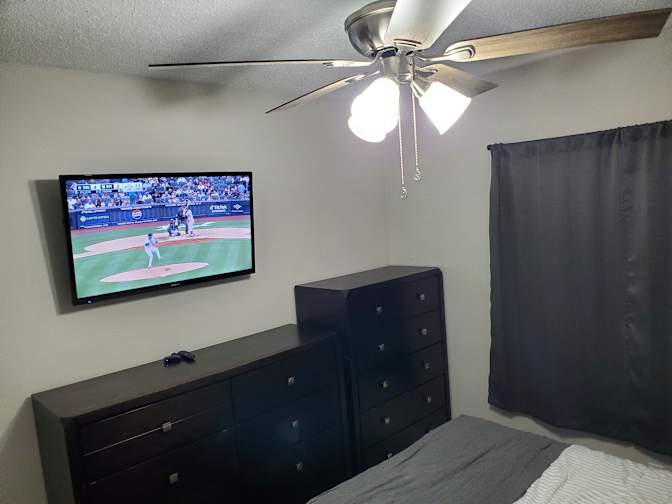 Jason Bryan, Realtor's room