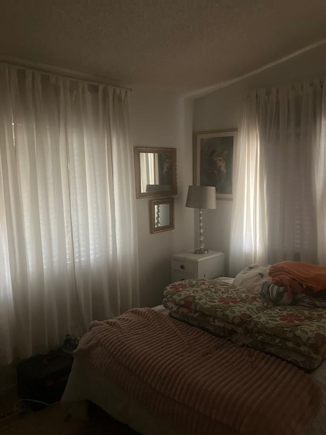 Eva's room