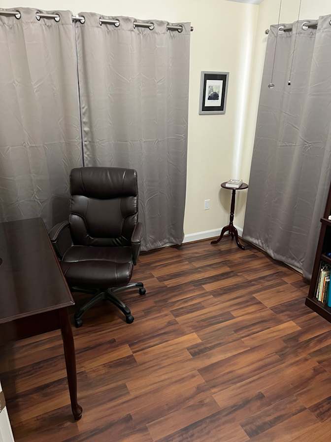 Tom's room