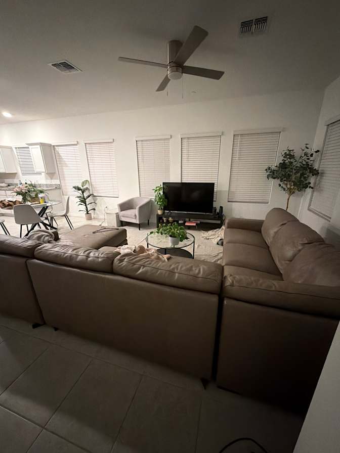 Diamond Molyneaux's room
