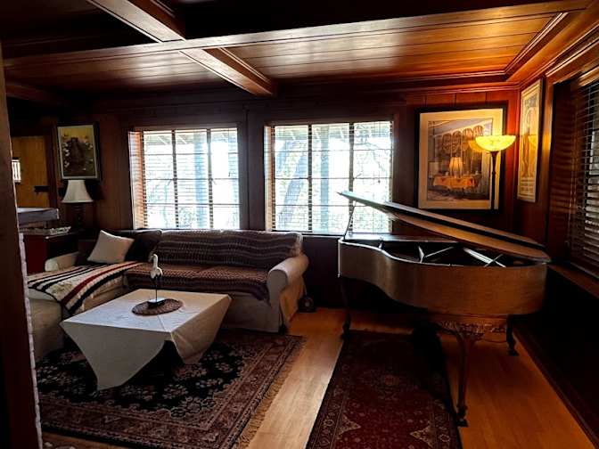 Jerry and Angie's room