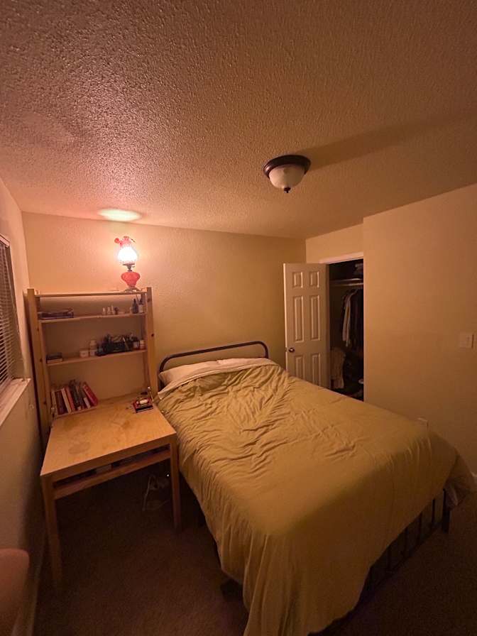Sara's room