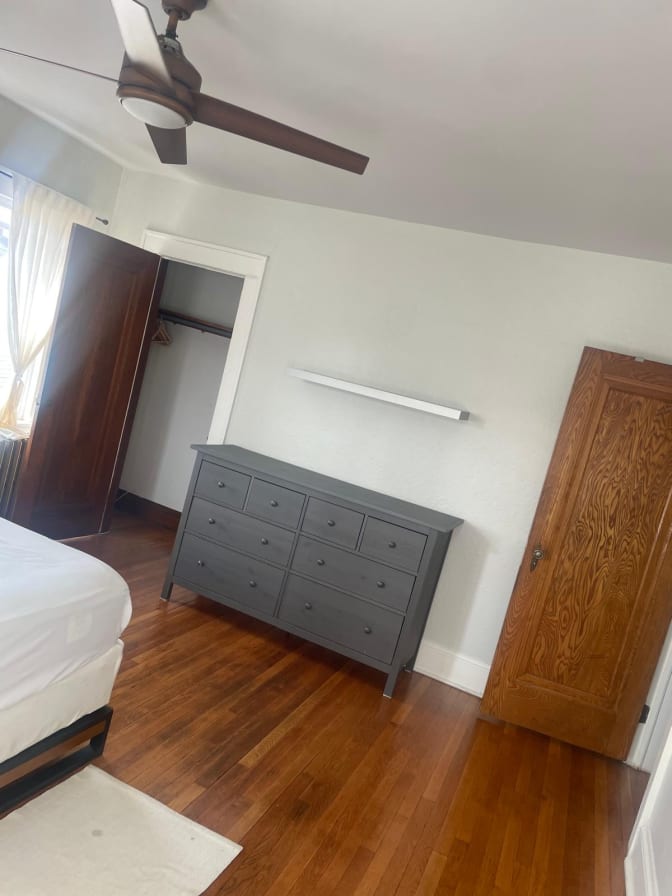 Ken's room