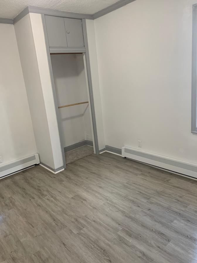 Studio's room