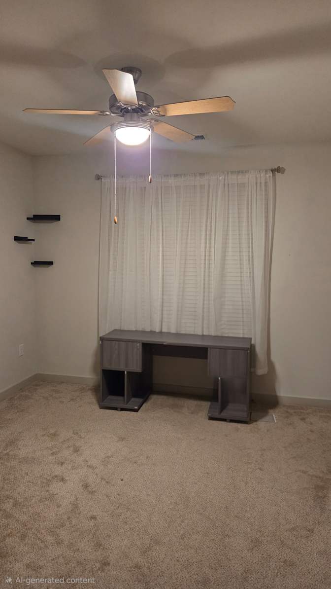 Jasmine N Taylor's room