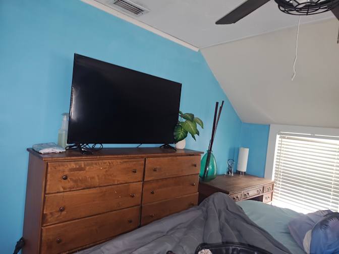 Melissa L Cox's room