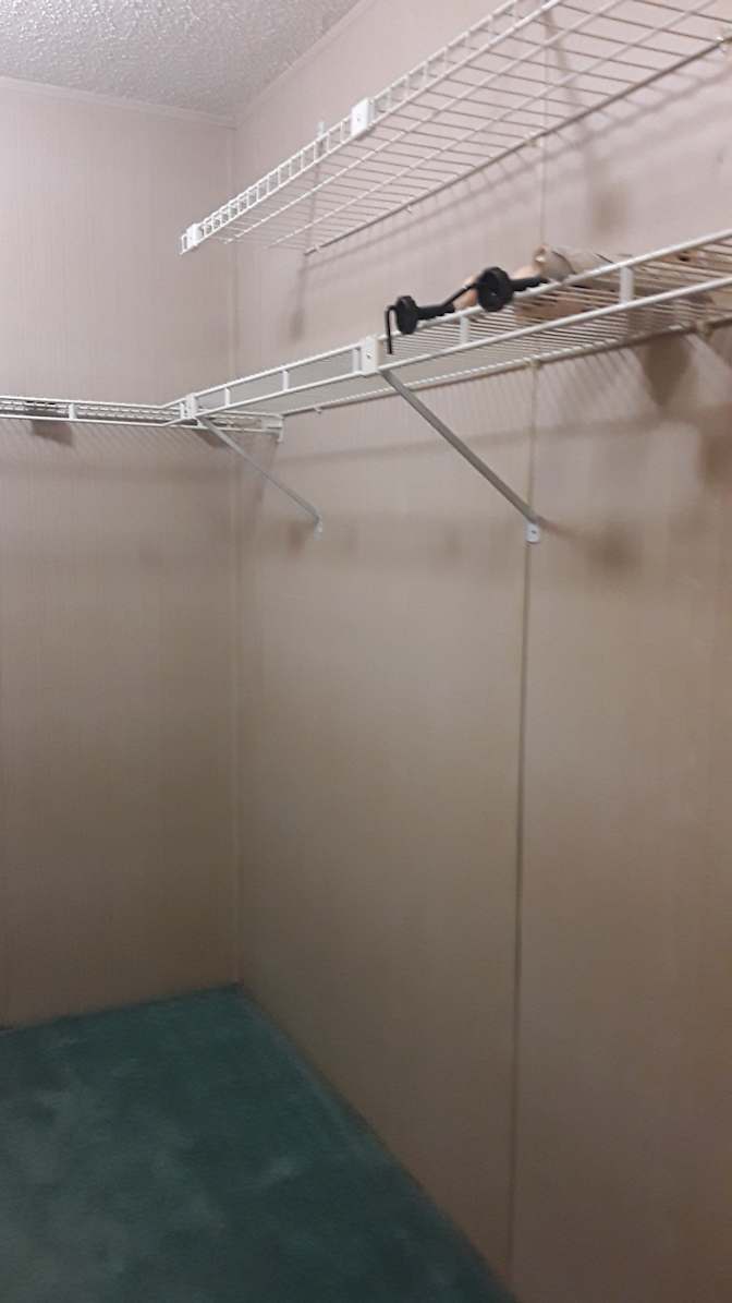 EVELYN's room