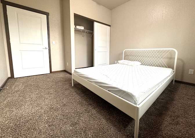 Minh-Tam's room