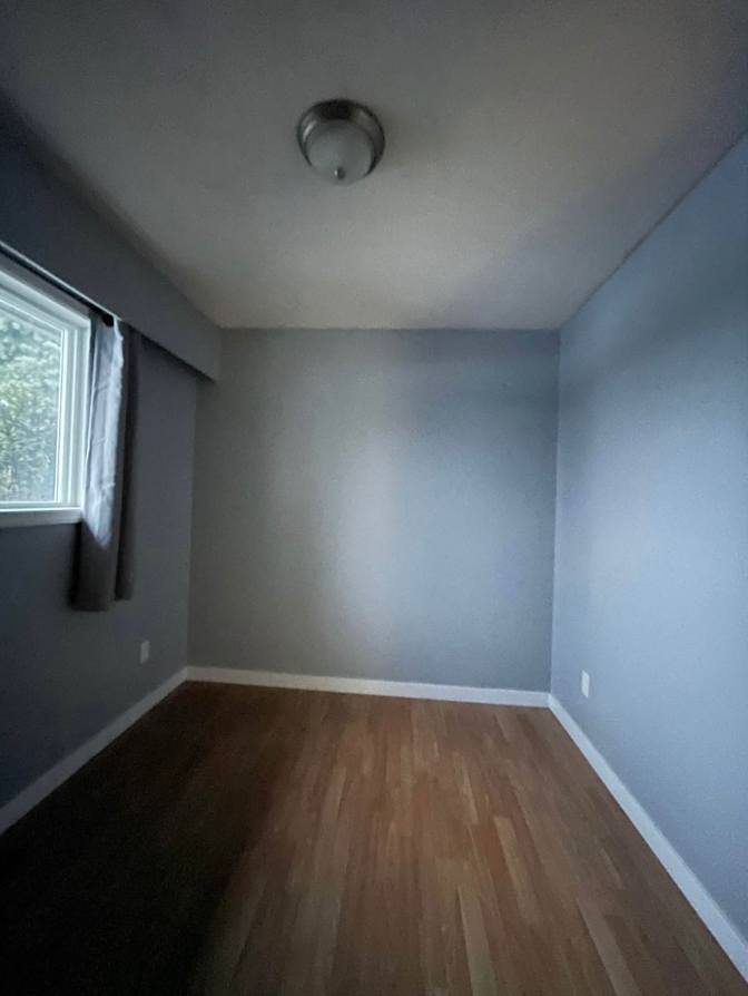 Tara's room