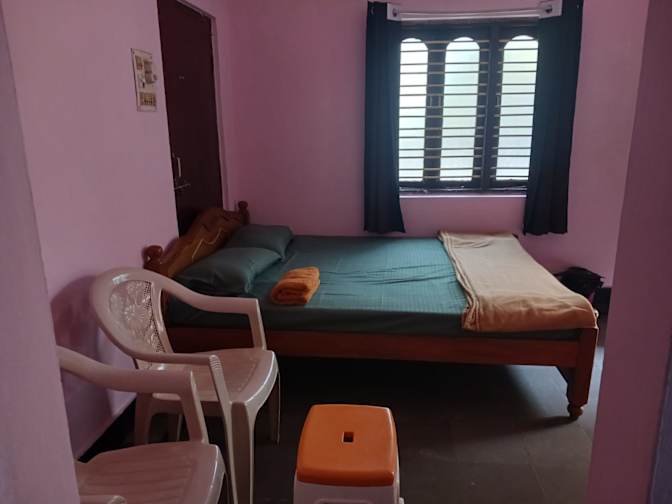 razni's room