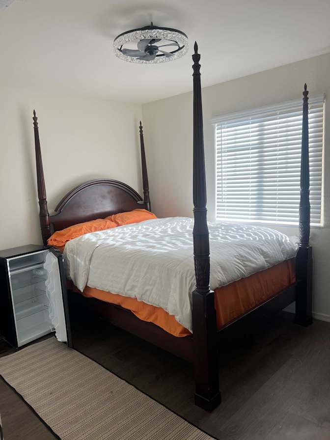 PadSplit's room