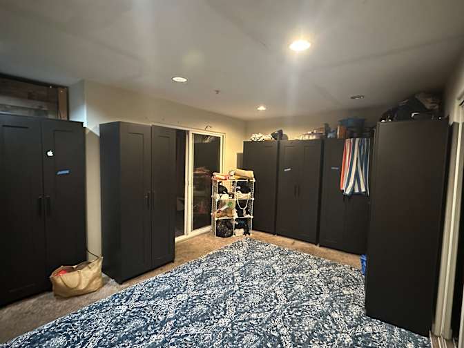 Forward Vision Spaces's room