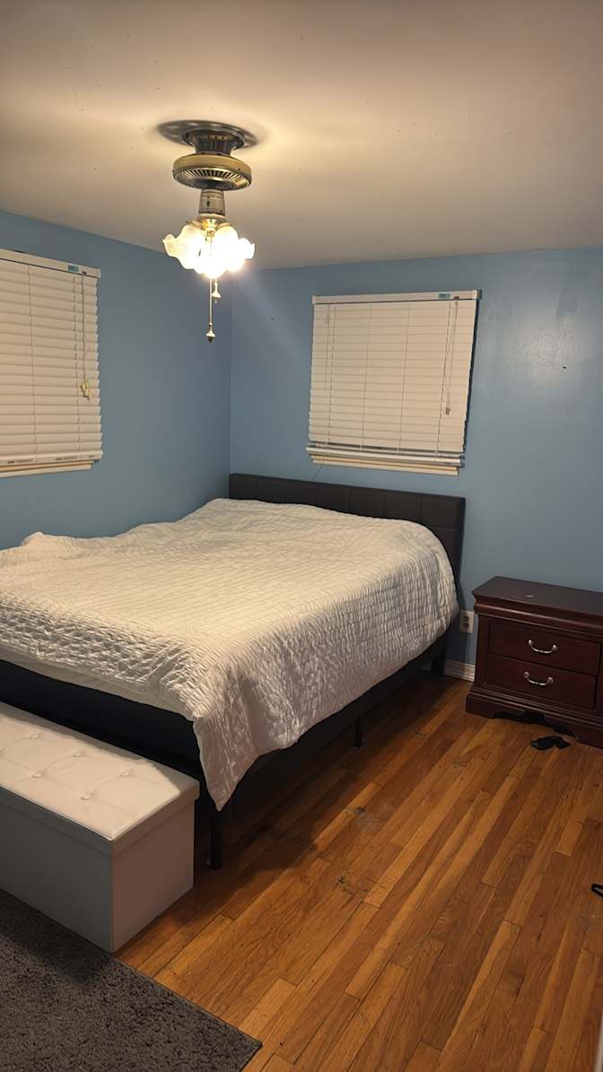 Juan's room