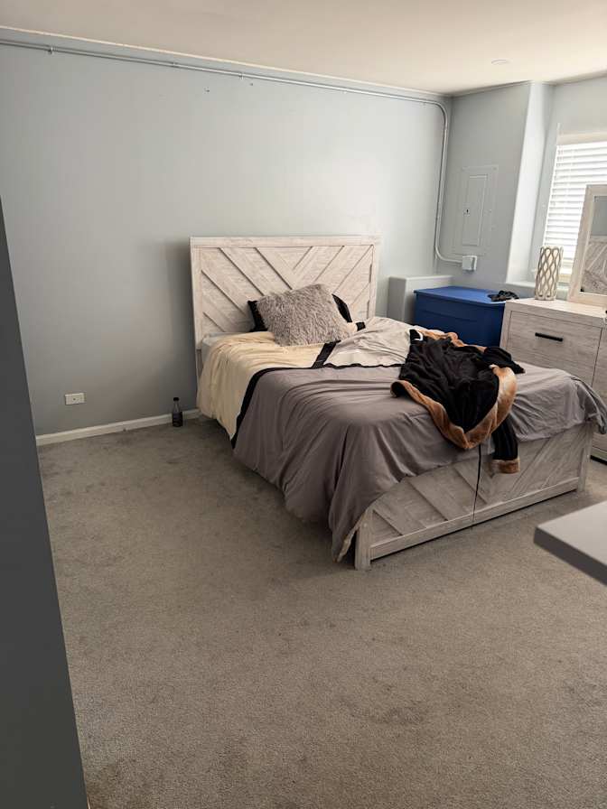 Lisa's room