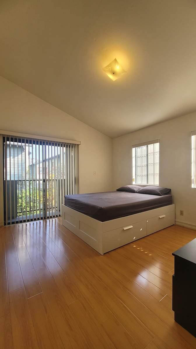 Oscar's room