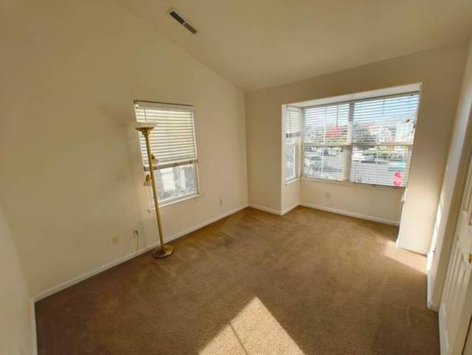 Neal vinograd's room