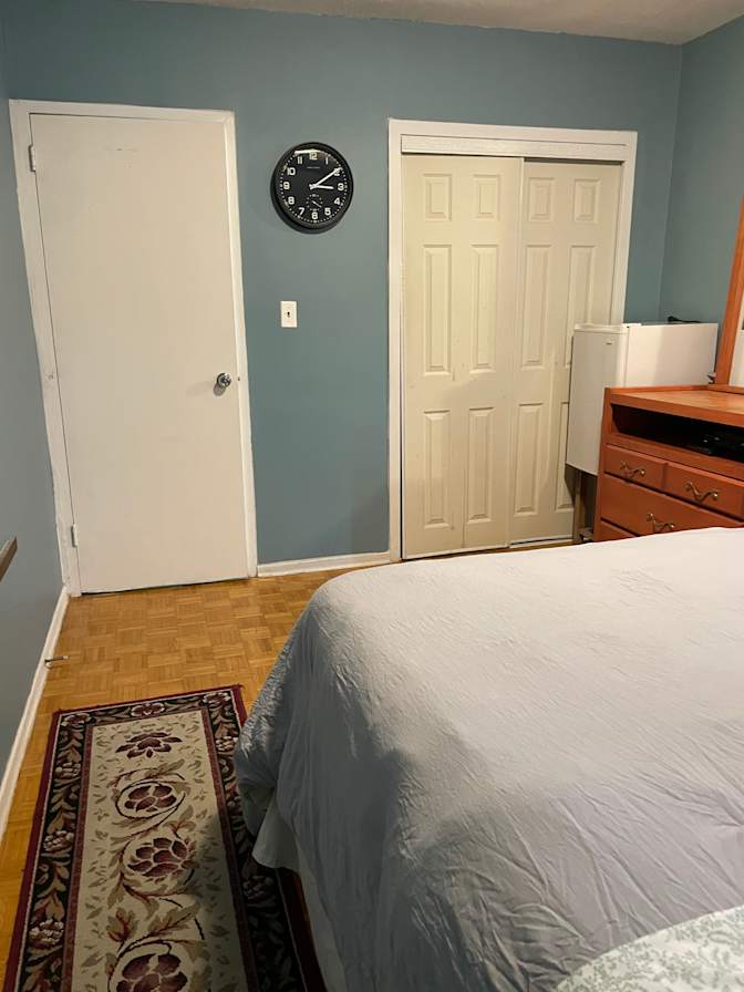 Kelly's room