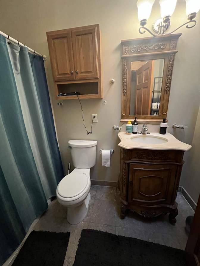 Jon's room