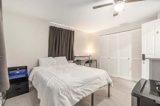 PadSplit's room