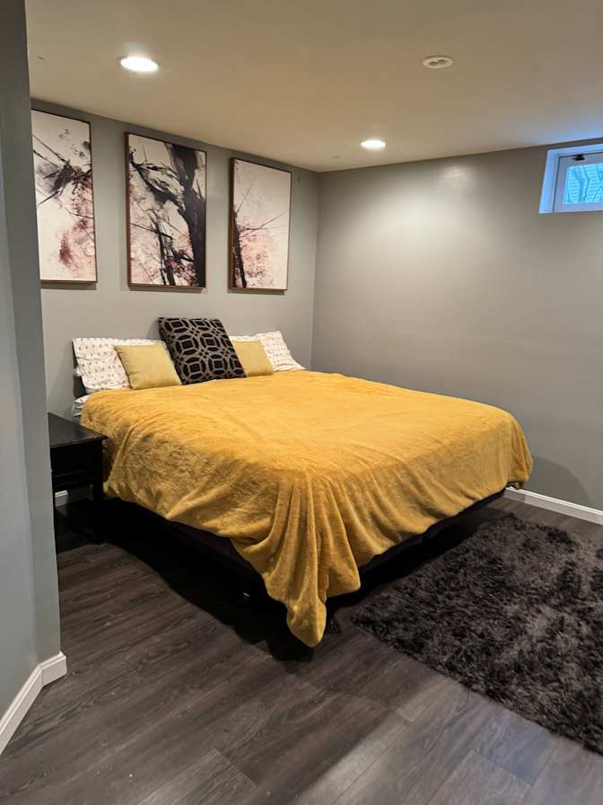 Peaches's room