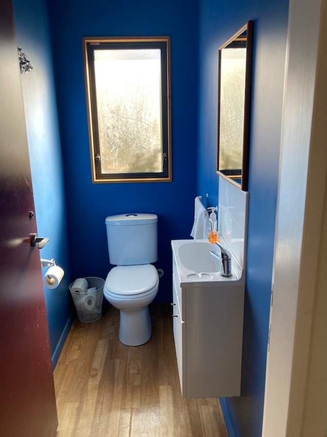 Graeme Ebbett's room