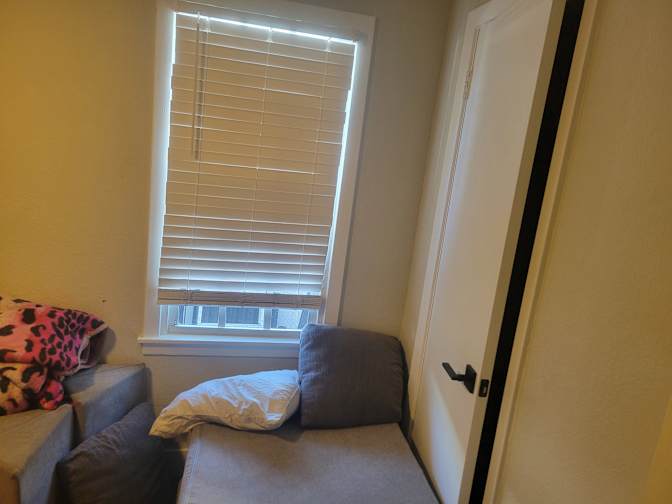 Ariel Villareal's room