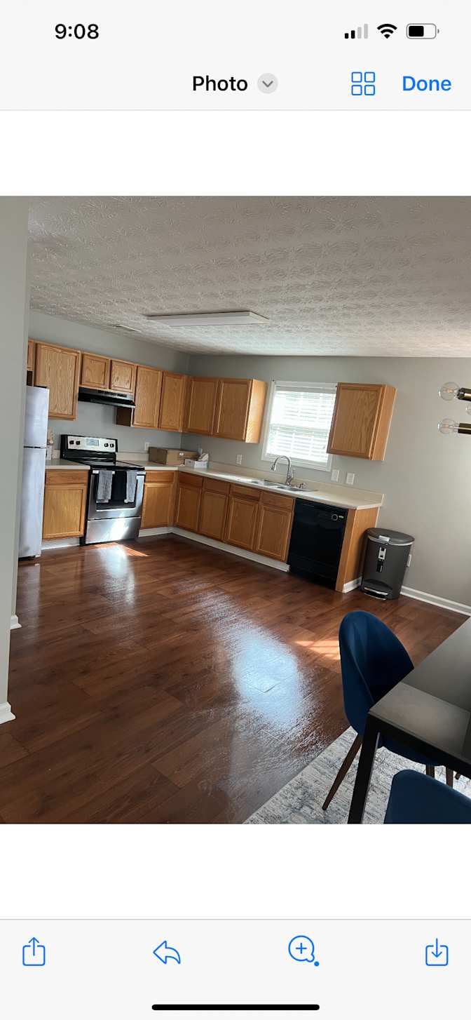 Athens room for rent's room