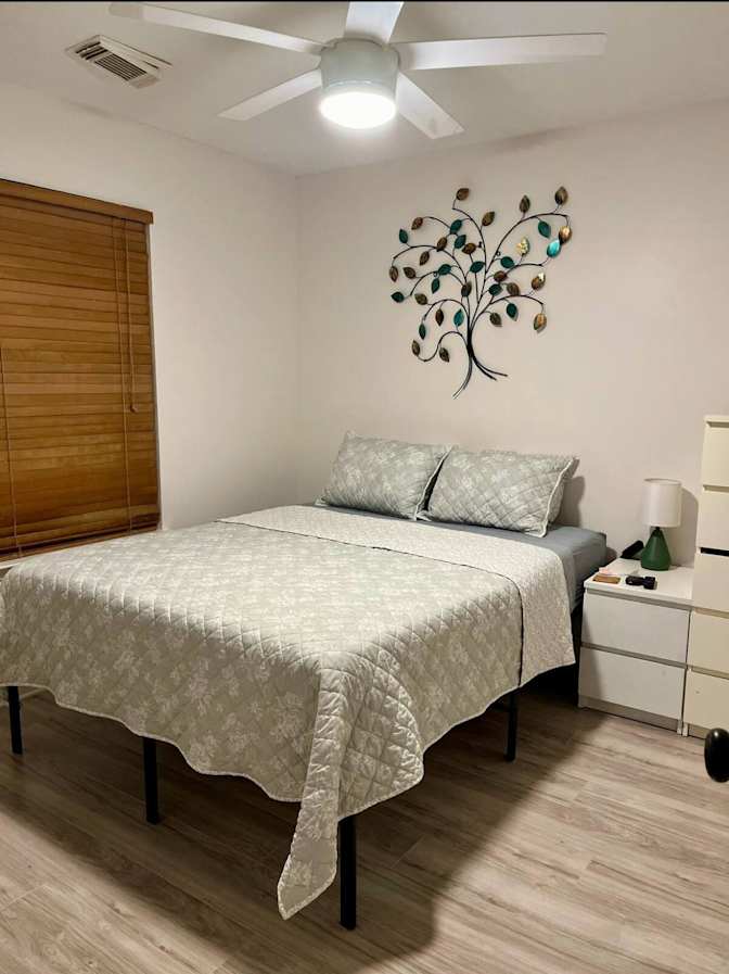 PadSplit's room