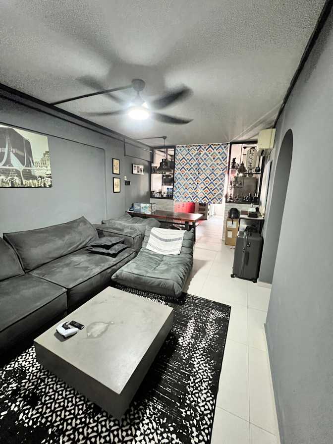 Muhammad Rohaizad bin Roslan's room