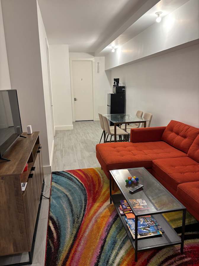 BROOKLYN APARTMENT SHARE LONG OR SHORT TERM's room
