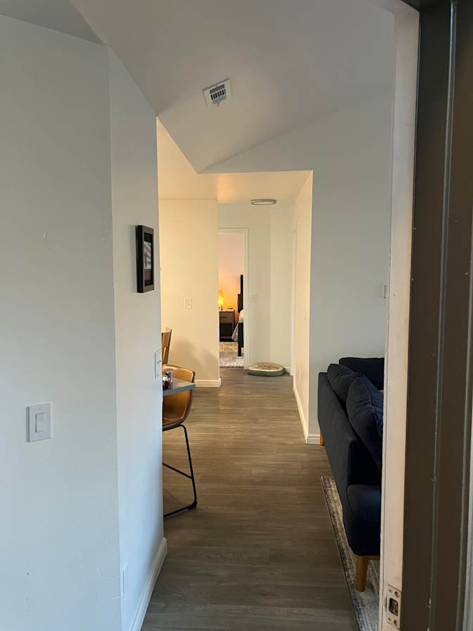 Enrique Tellez's room