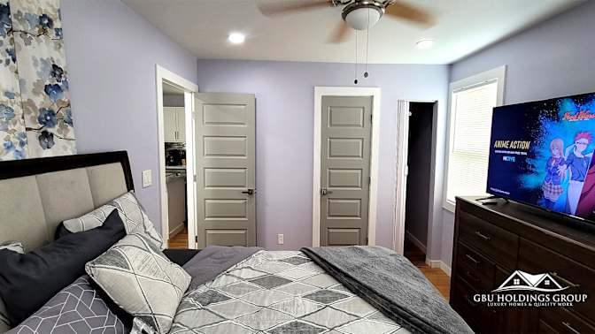 GBU Holdings Group's room