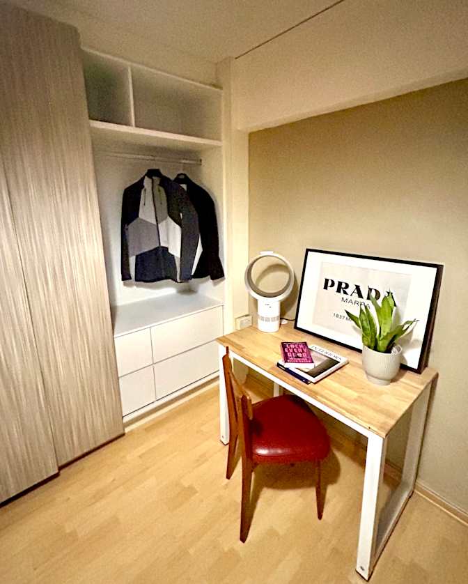 Calvin Ong's room