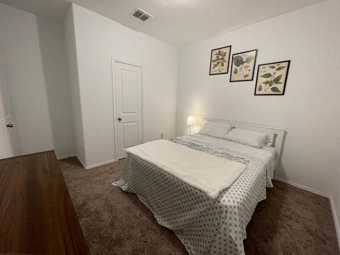 Do Nguyen's room