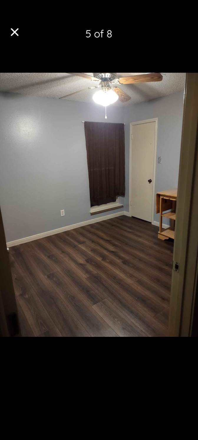 Leslie's room